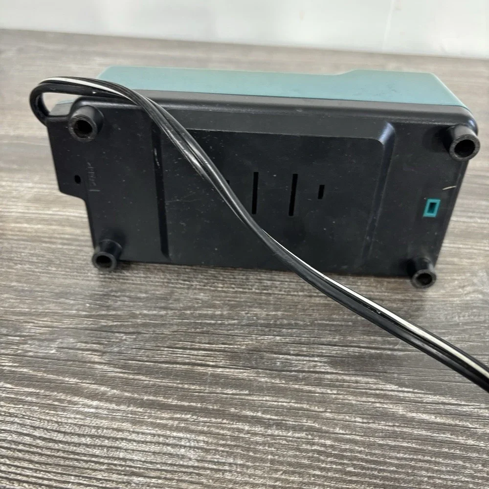Makita DC1411 Genuine Ni-MH‎ Ni-Cd Class 2 Battery Charger 7.2V 9.6V 12V 14.4V